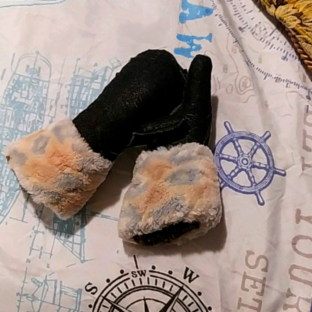 FUR MITTENS girl's